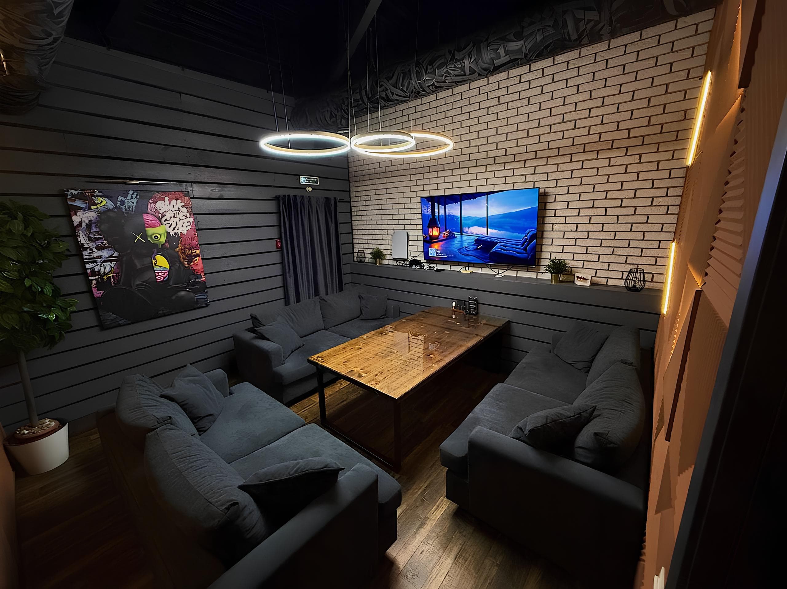 Новая эра гейминга: Почему выбирают наши VIP-зоны с PS5